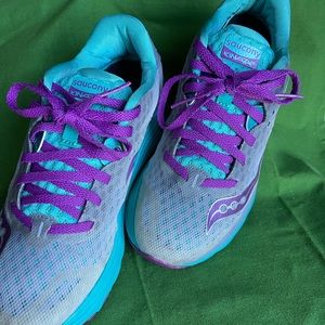 Saucony EverRun Tennis Shoes